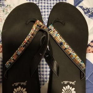 Womens Yellow Box Flip Flops Size 7